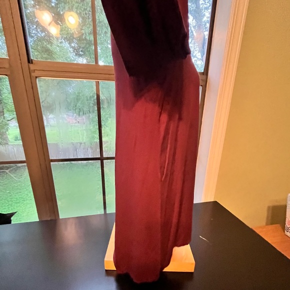 Three Dots Merlot thin turtleneck Size Medium - Picture 6 of 12